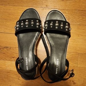 MARC FISHER SHOES SZ8 Never worn